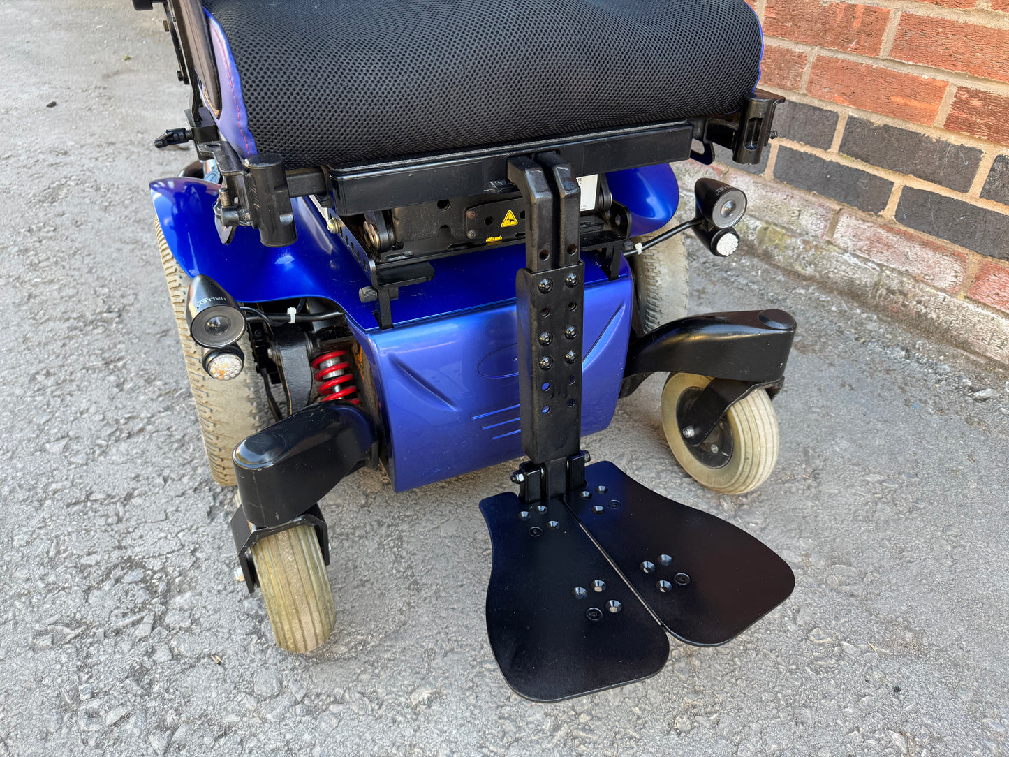 Quickie Salsa M2 6MPH Wheelchair Powerchair Refurbished