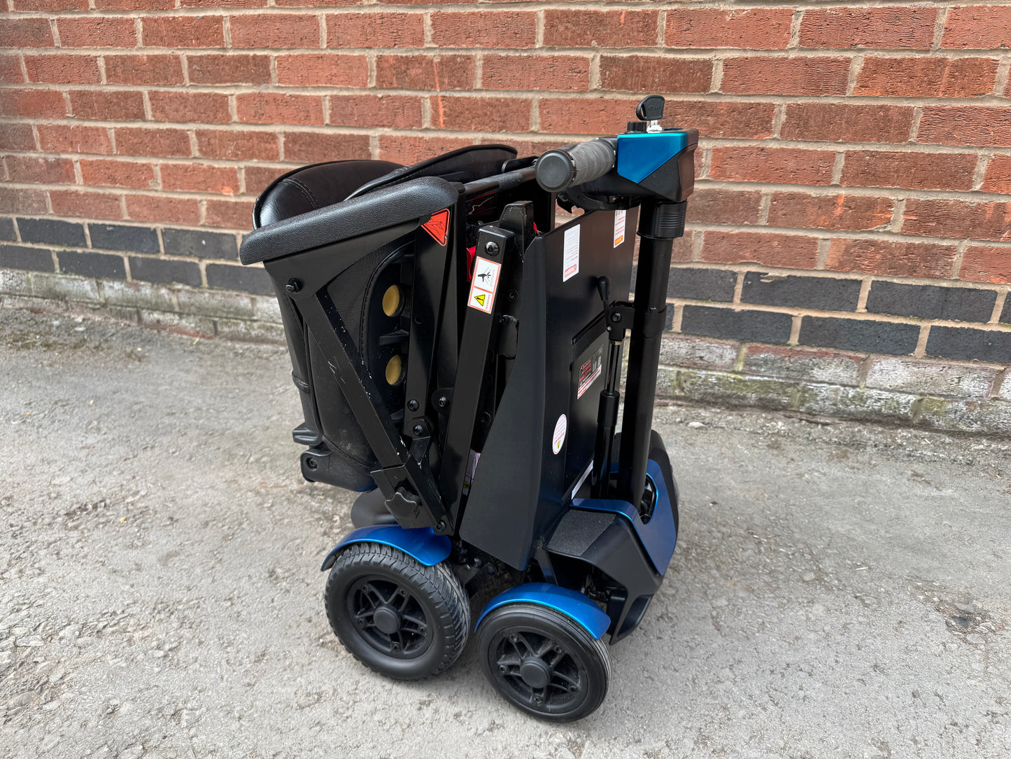 DRIVE AUTOFOLD FOLDING USED SECOND HAND MOBILITY SCOOTER LIGHTWEIGHT BOOT SCOOTER