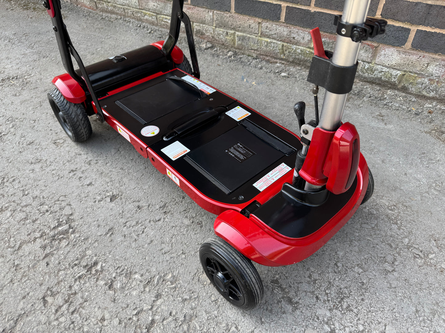 Solax Genie Manual Folding Mobility Boot Scooter