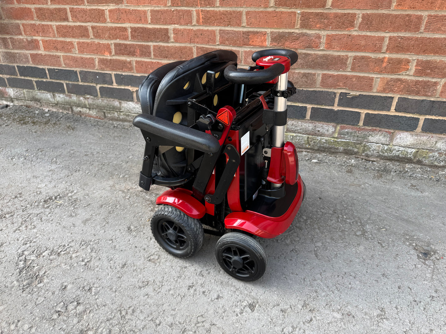 Solax Genie Manual Folding Mobility Boot Scooter