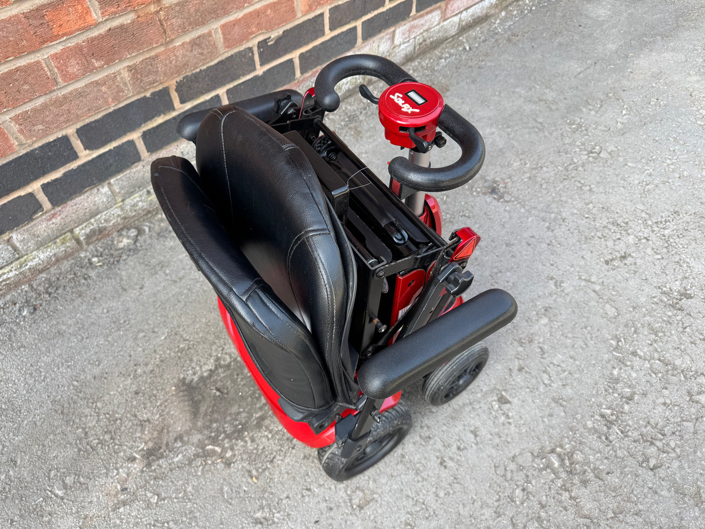 Solax Genie Manual Folding Mobility Boot Scooter