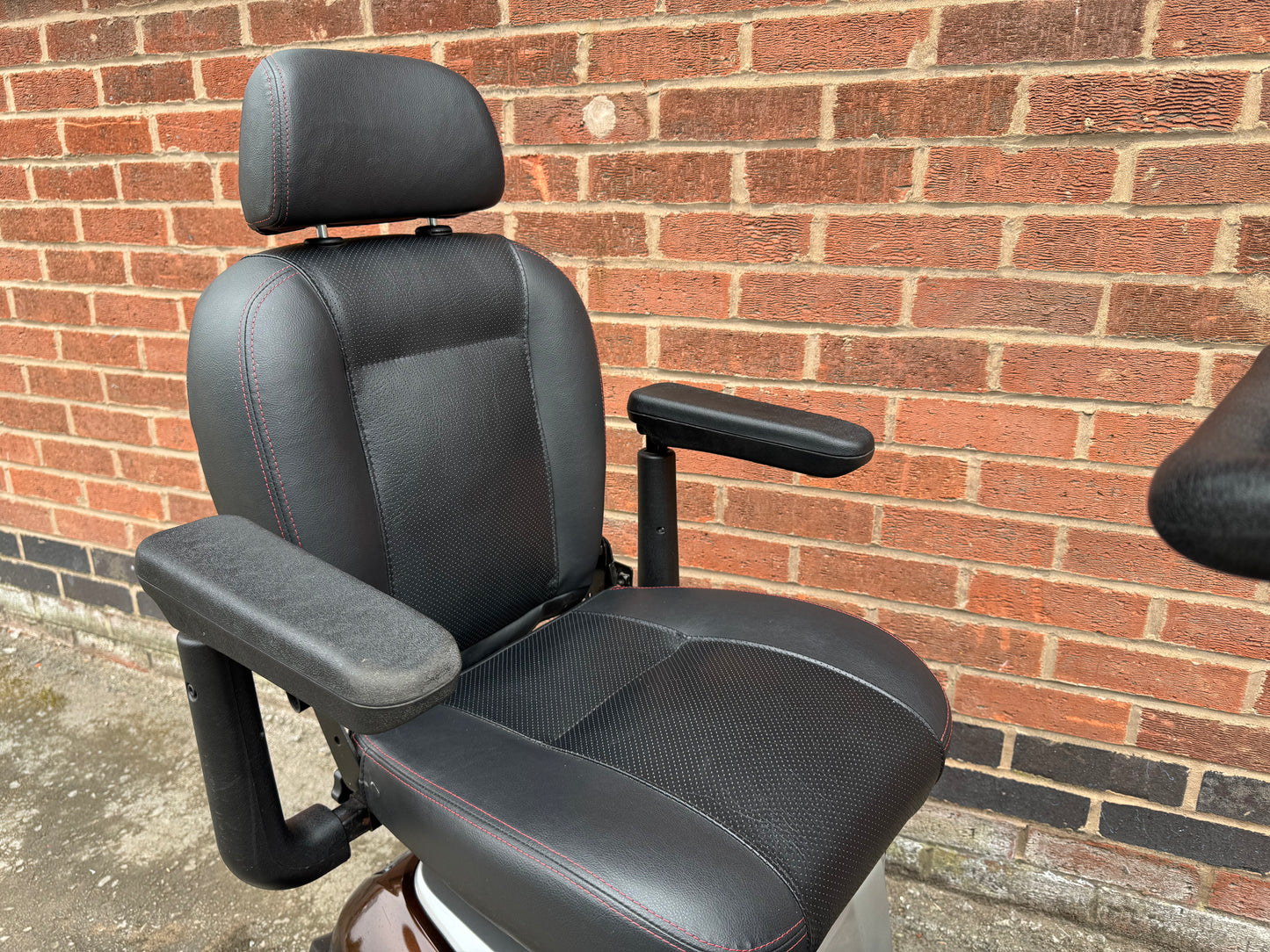 Kymco Maxer 8MPH All-Terrain Mobility Scooter Refurbished 2024