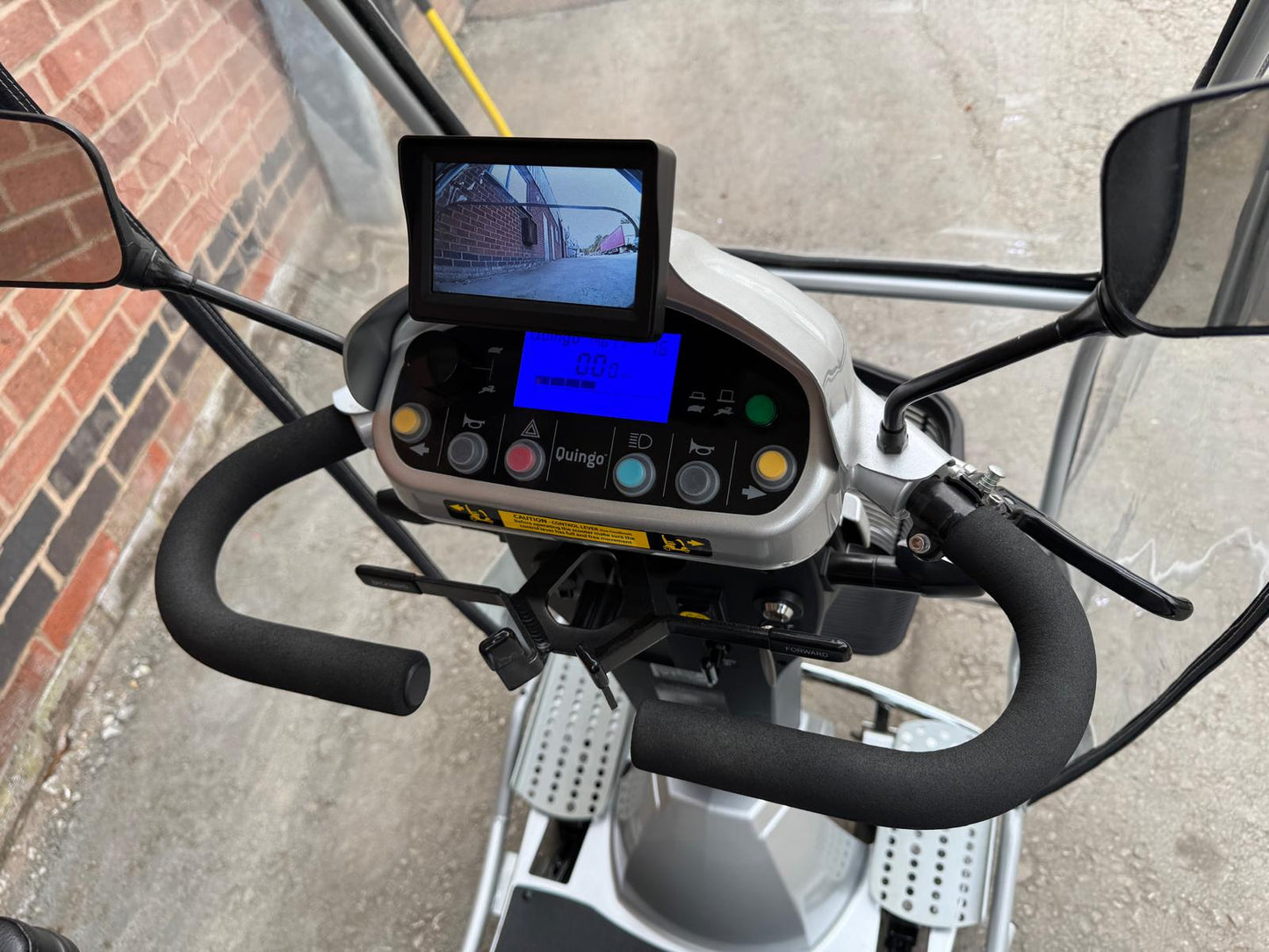 Quingo Vitess 2 Mobility Scooter Buggy 8MPH (2023) Inc Canopy Reversing Camera Good Condition