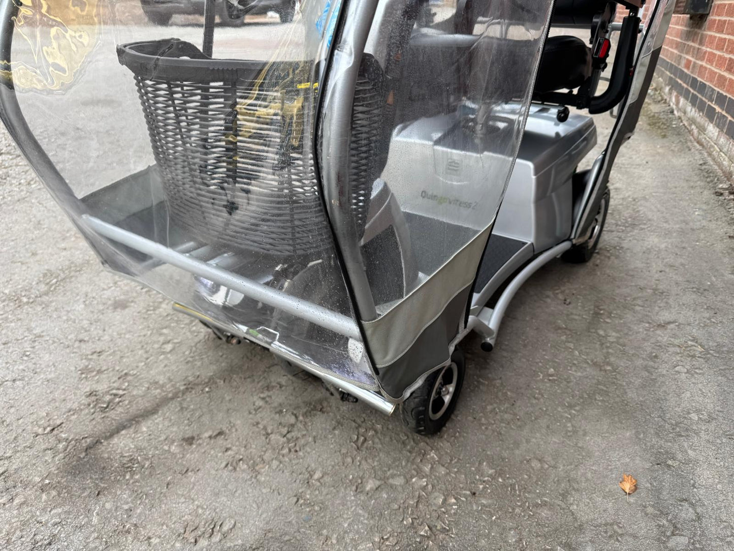 Quingo Vitess 2 Mobility Scooter Buggy 8MPH (2023) Inc Canopy Reversing Camera Good Condition