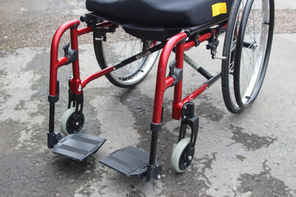 QUICKIE LIFE USED SECOND HAND WHEELCHAIR