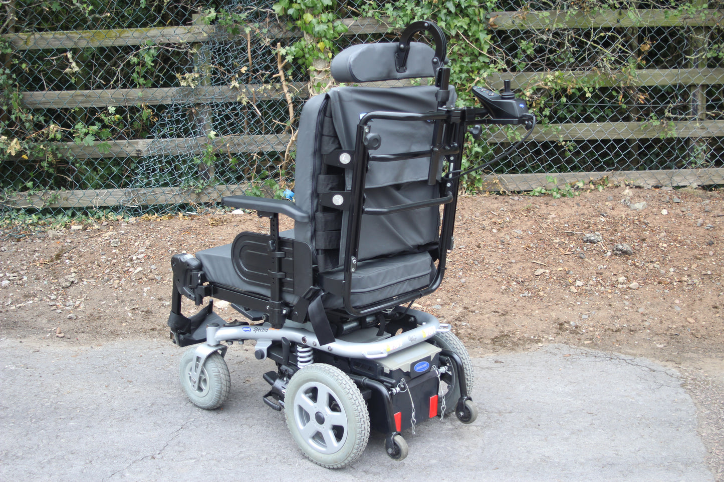 INVACARE SPECTRA XTR2 BARIATRIC USED SECOND HAND ELECTRIC WHEELCHAIR POWERCHAIR ATTENDANT CONTROL