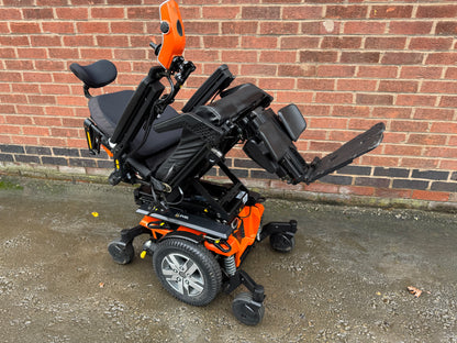 Pride Quantum Edge 2.0 Riser Recline Tilt Electric Footplate Electric Wheelchair Powerchair
