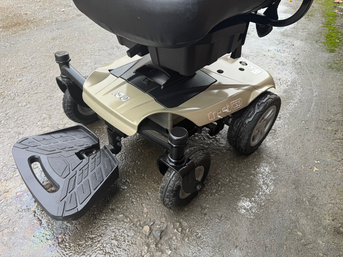 IGo Crest CSS Powerchair Electric Wheelchair