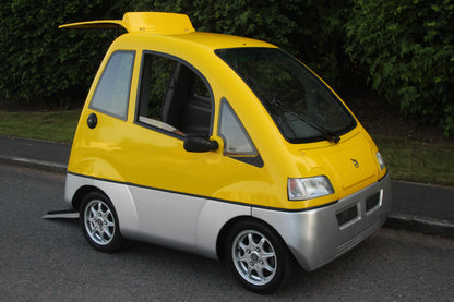 Vexel Quovis 500CC Diesel Vehicle Wheelchair Accessible Vehicle