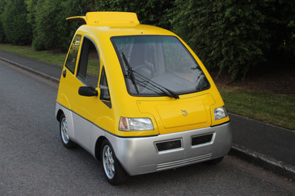 Vexel Quovis 500CC Diesel Vehicle Wheelchair Accessible Vehicle