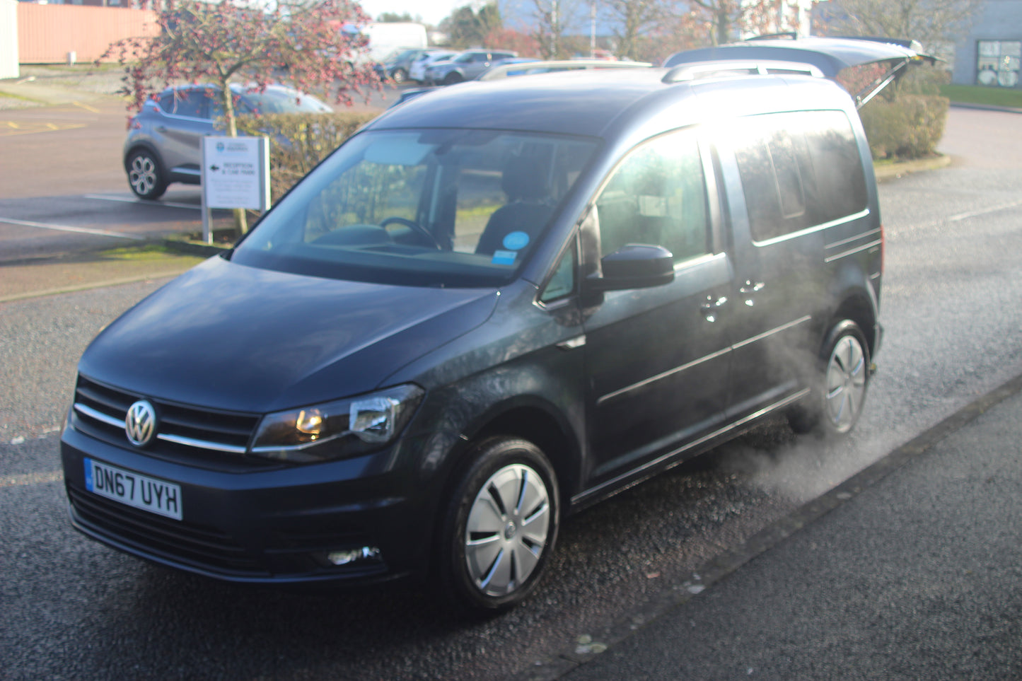 2018 VOLKSWAGEN CADDY 1.6 SIRUS CONVERSION FULLY INDEPENDANT WHEELCHAIR ACCESS