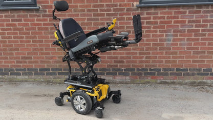 Pride Quantum Edge 2.0 I-Level Riser Recline Tilt Electric Footplate Electric Wheelchair Powerchair